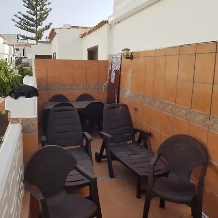 アパート Junto A La Piscina アロナ